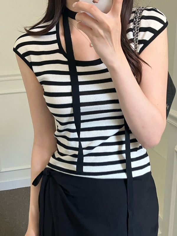 Fitted With A Sash Short Sleeve