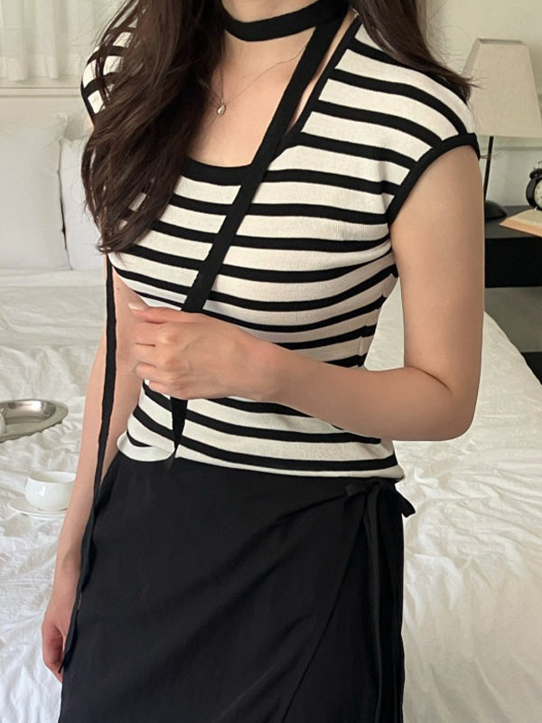 Fitted With A Sash Short Sleeve
