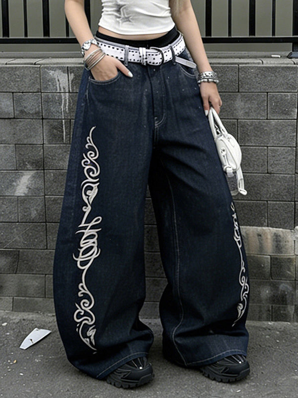 Loose-Fitting Embroidered Boyfriend Jeans